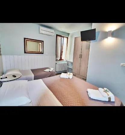 Del Castello 4* Σαν Μπενεντέτο ντελ Τρόντο